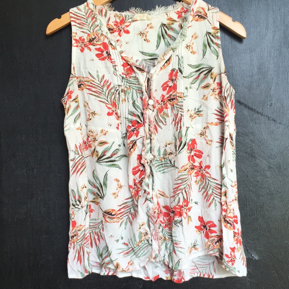 HUMMINGBIRD SUPER CUTE SUMMER BLOUSE SIZE MEDUIM